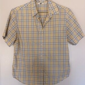 Uniqlo womens Plaid Short Sleeve Shirt